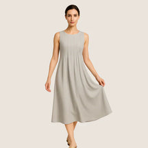 Monarch Marije-Louise midi-jurk – Casual elegantie met plooien en zakken