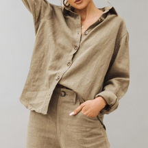 Annabelle | Dames Losvallende Blouse met Knoopsluiting en Lange Mouwen