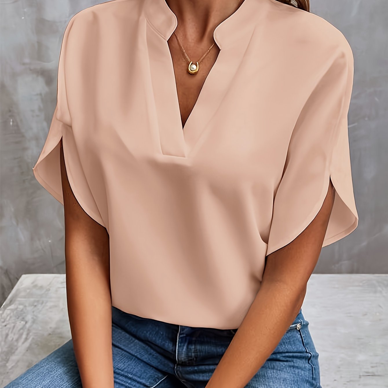 Lina | Dames lichtgewicht blouse met vloeiende stof en flatterende snit